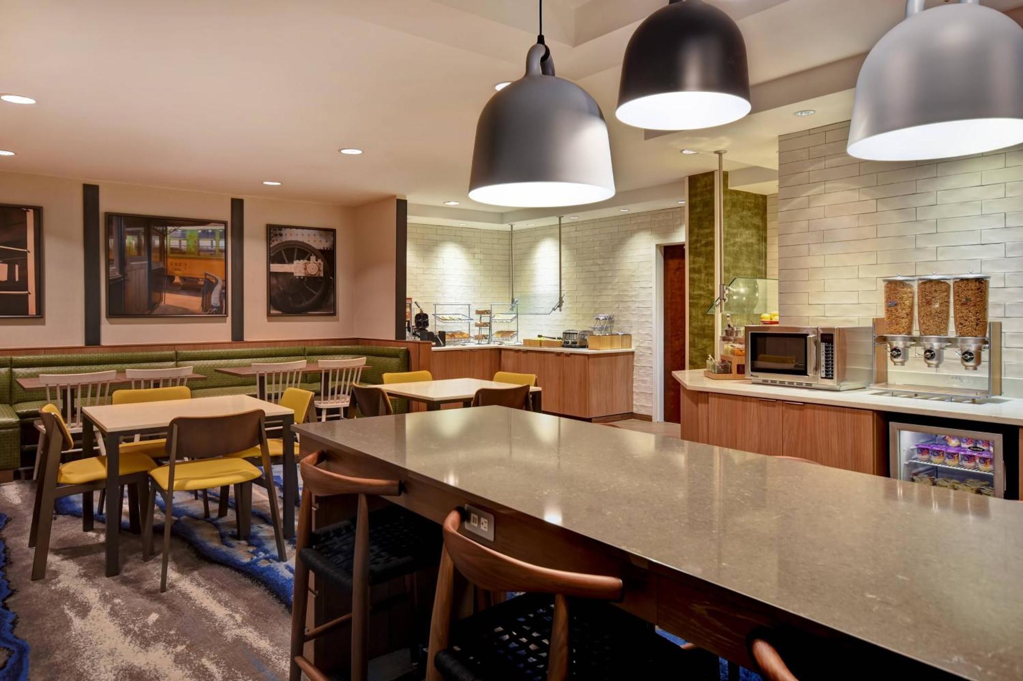 Fairfield Inn & Suites By Marriott Atlanta קנסואו מראה חיצוני תמונה